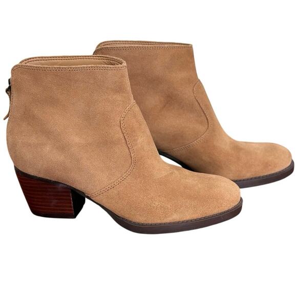 Nine West Bolt Booties Suede Leather Upper Beige Tan Stacked Heel Women's Size 6 - Picture 2 of 7